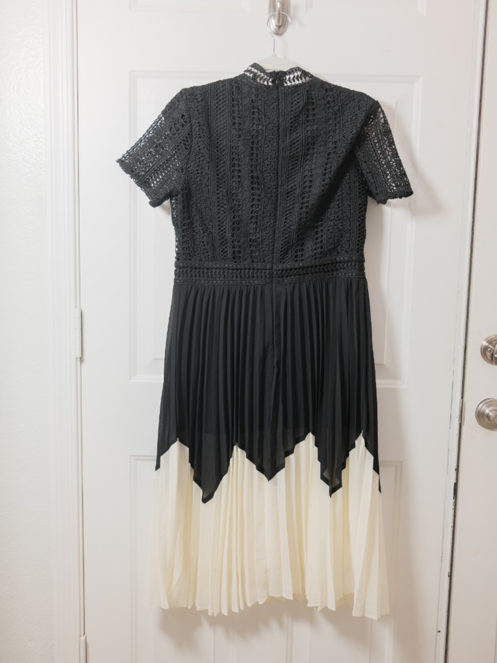 Bohme lace top short sleeve pleated skirt color block dress M - Picture 4 of 4
